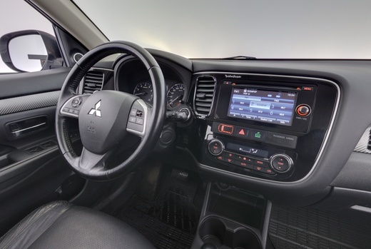 Mitsubishi Outlander vaihtoauto