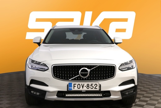 Volvo V90 Cross Country vaihtoauto
