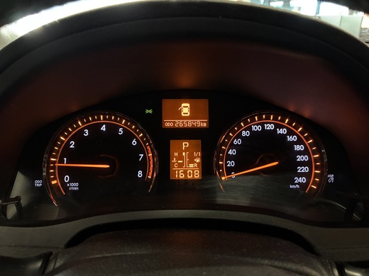 Toyota Avensis vaihtoauto
