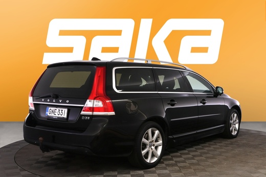 Volvo V70 vaihtoauto