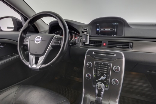 Volvo V70 vaihtoauto