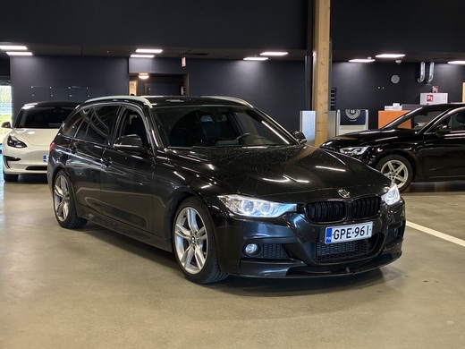 BMW 330 vaihtoauto