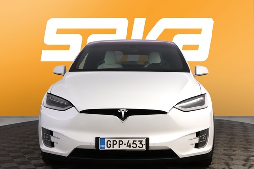Tesla Model X vaihtoauto