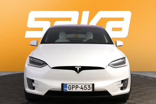 Tesla Model X vaihtoauto
