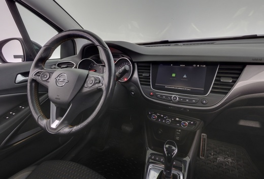 Opel Crossland X vaihtoauto