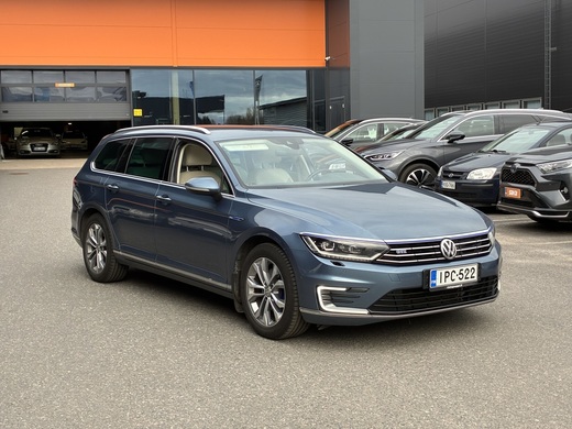 Volkswagen Passat vaihtoauto