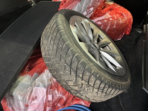 Tesla Model S vaihtoauto