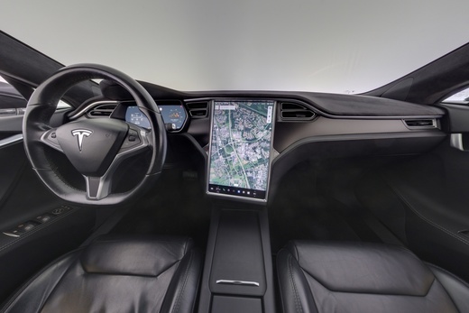 Tesla Model S vaihtoauto