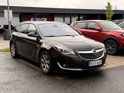 Opel Insignia vaihtoauto