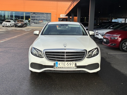 Mercedes-Benz E vaihtoauto
