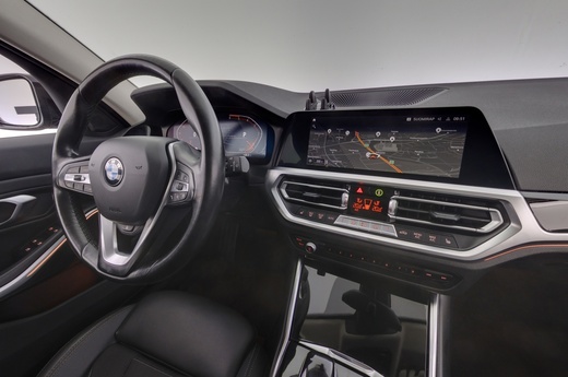 BMW 320 vaihtoauto