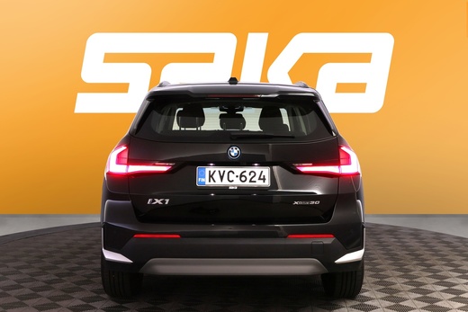 BMW iX1 vaihtoauto
