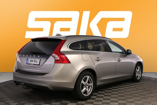 Volvo V60 vaihtoauto