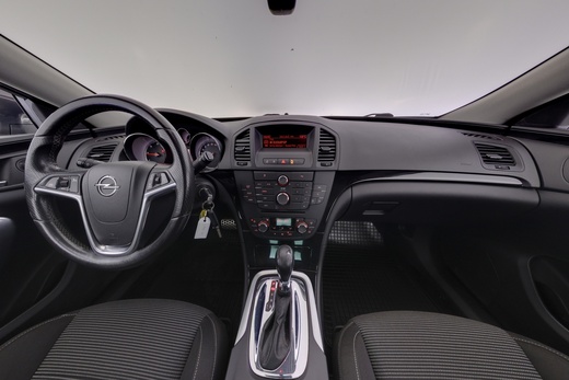 Opel Insignia vaihtoauto
