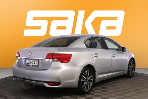 Toyota Avensis vaihtoauto