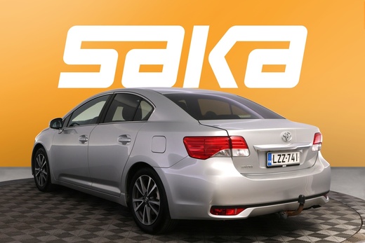 Toyota Avensis vaihtoauto