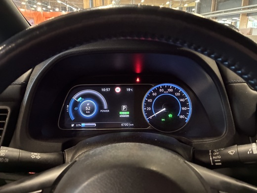 Nissan Leaf vaihtoauto