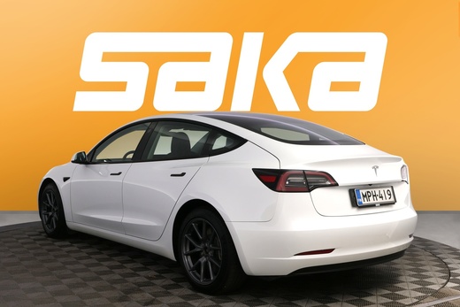 Tesla Model 3 vaihtoauto