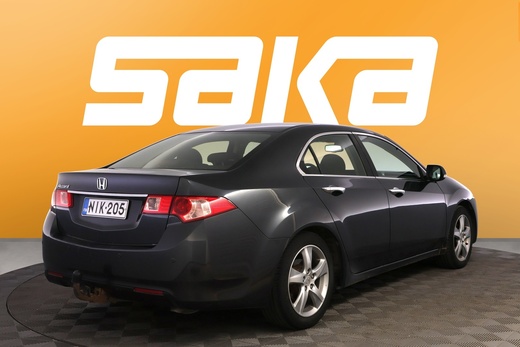 Honda Accord vaihtoauto
