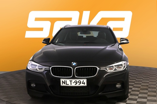BMW 330 vaihtoauto
