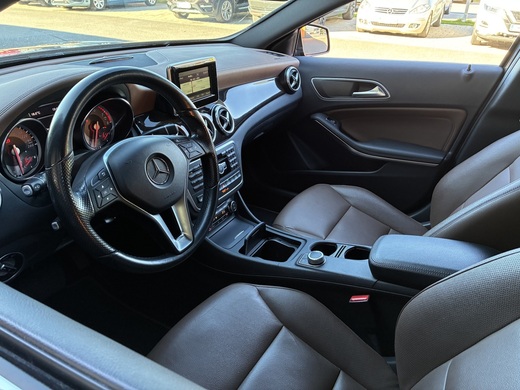 Mercedes-Benz GLA vaihtoauto