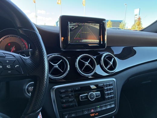 Mercedes-Benz GLA vaihtoauto