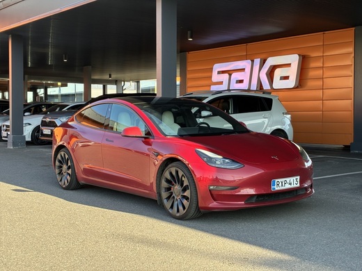 Tesla Model 3 vaihtoauto