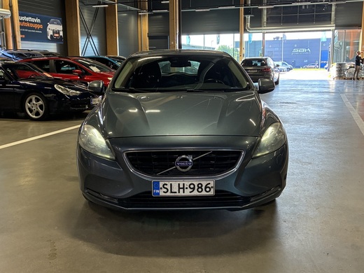 Volvo V40 vaihtoauto