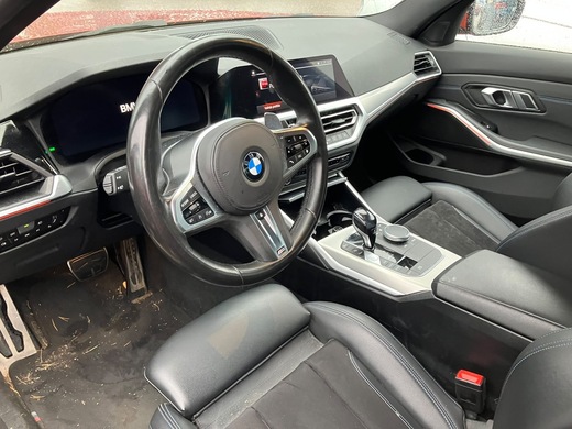 BMW 320 vaihtoauto