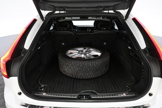 Volvo V90 Cross Country vaihtoauto