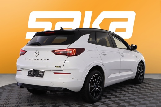 Opel Grandland vaihtoauto