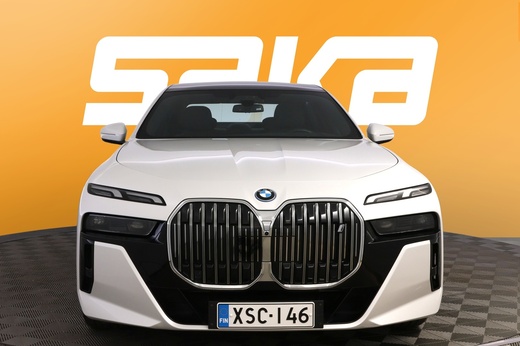 BMW i7 vaihtoauto