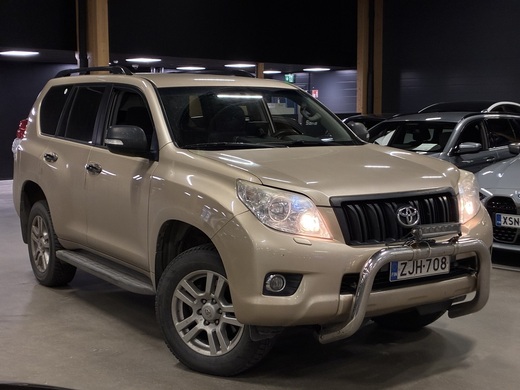 Toyota Land Cruiser vaihtoauto