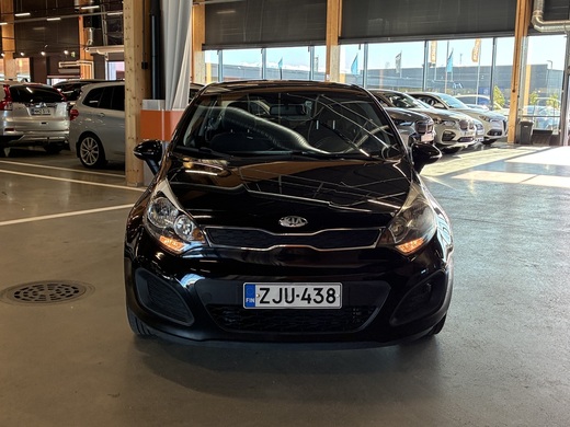 Kia Rio vaihtoauto