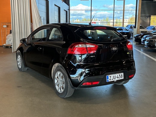 Kia Rio vaihtoauto