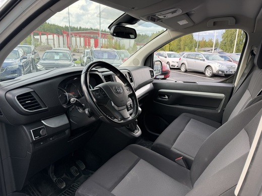Toyota Proace Verso vaihtoauto