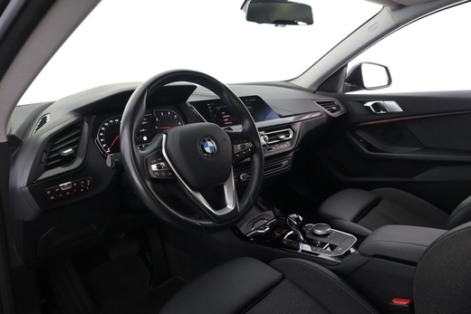 BMW 218 vaihtoauto