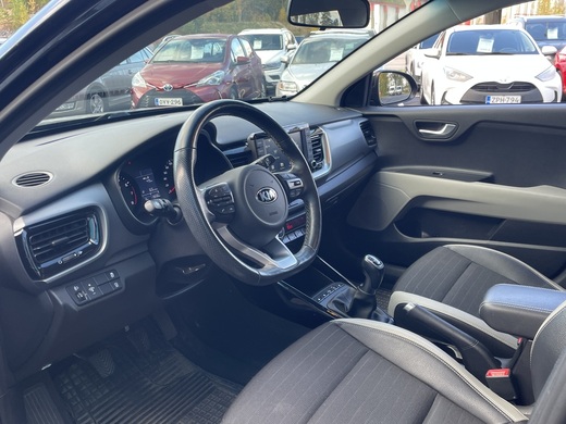 Kia Stonic vaihtoauto
