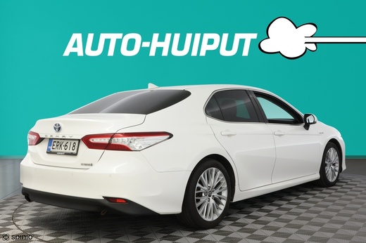 Toyota Camry vaihtoauto