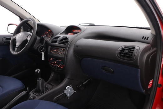 Peugeot 206 vaihtoauto