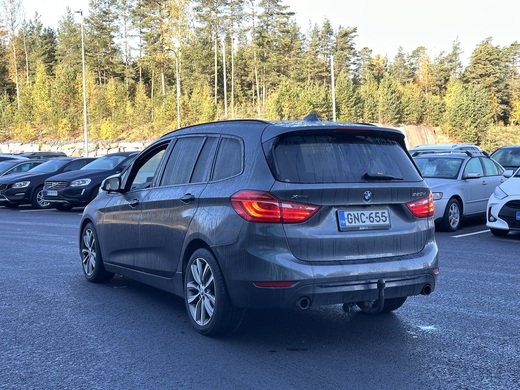 BMW 220 vaihtoauto