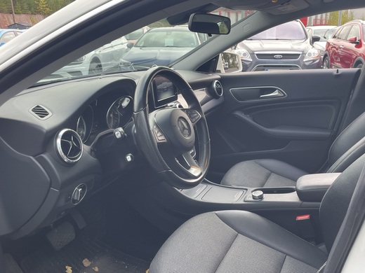 Mercedes-Benz CLA-sarja vaihtoauto