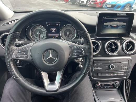 Mercedes-Benz CLA-sarja vaihtoauto