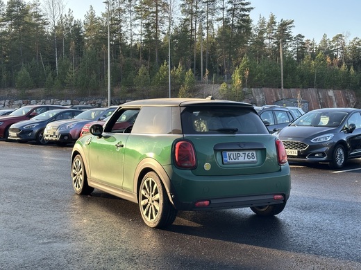 Mini Cooper vaihtoauto