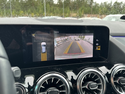 Mercedes-Benz EQA vaihtoauto