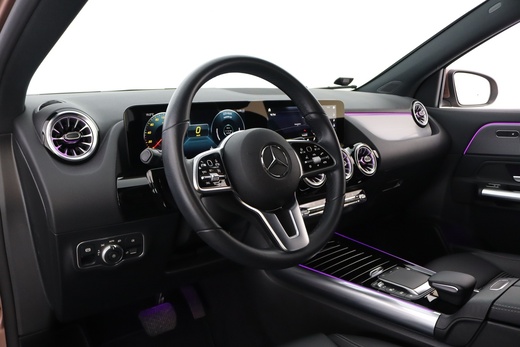 Mercedes-Benz EQA vaihtoauto