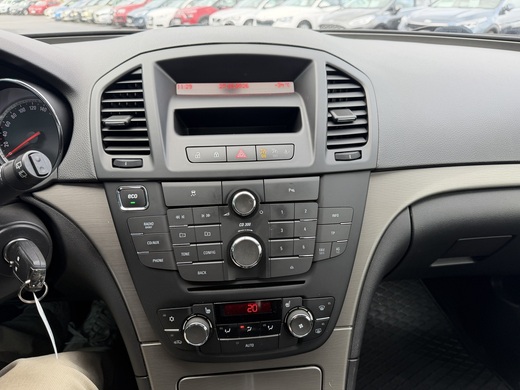 Opel Insignia vaihtoauto