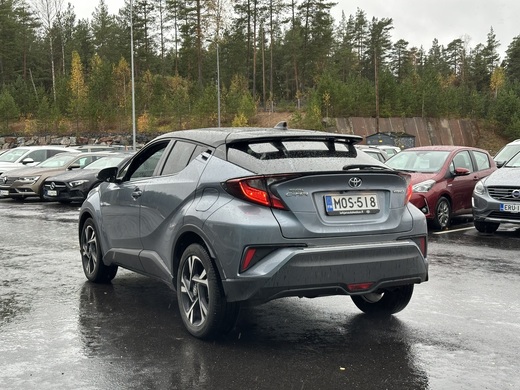 Toyota C-HR vaihtoauto