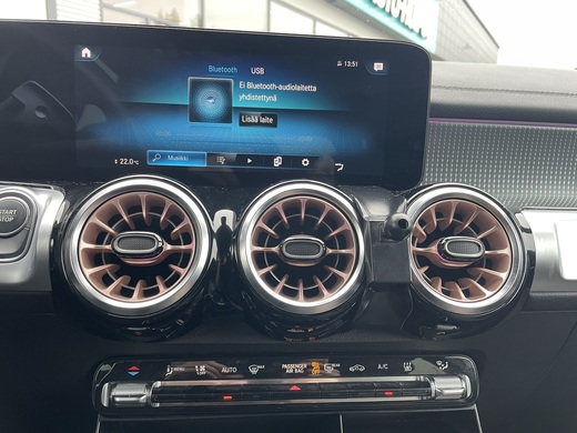 Mercedes-Benz EQB vaihtoauto