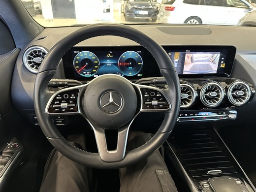 Mercedes-Benz EQA vaihtoauto
